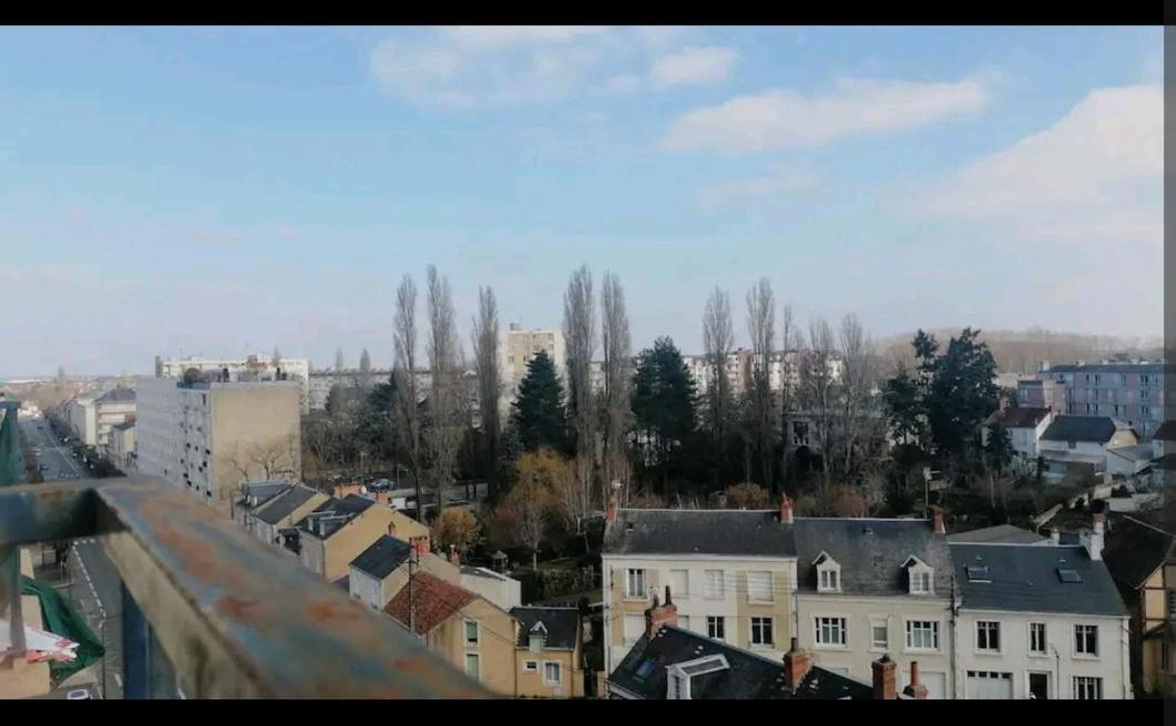 Un Temps Pour Soi Apartment Chateauroux Exterior photo